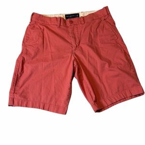 Abercrombie & Fitch Men's Coral Flat Front chino Shorts size 30 waist